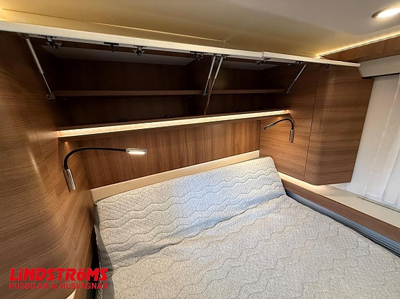 Rapido I196M ALDE MERCEDES Queenbed Automat 24 of 27