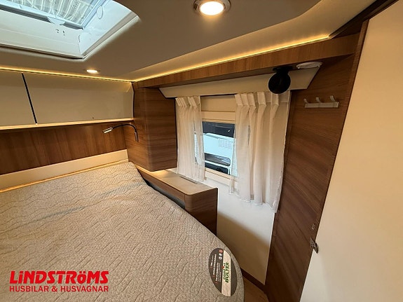 Rapido I196M ALDE MERCEDES Queenbed Automat 21 of 27