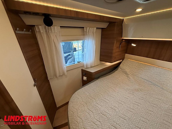 Rapido I196M ALDE MERCEDES Queenbed Automat 20 of 27