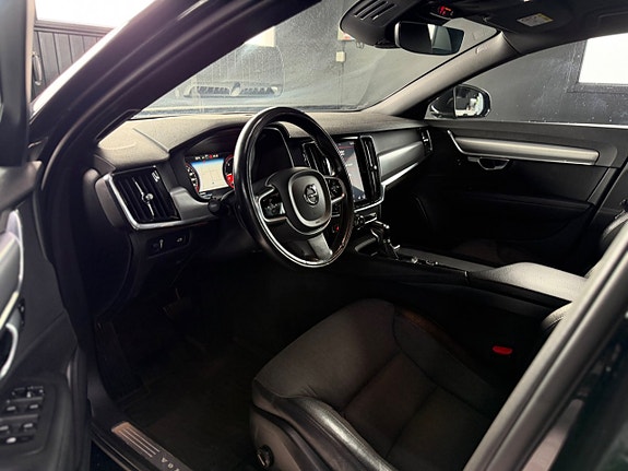 Volvo V90 5 of 14