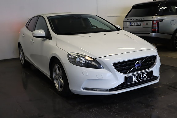 Volvo V40 3 of 19