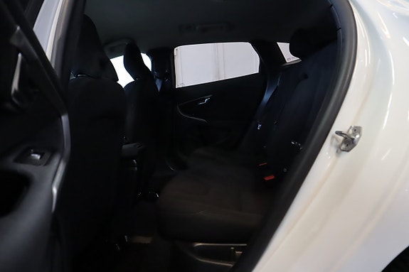 Volvo V40 18 of 19