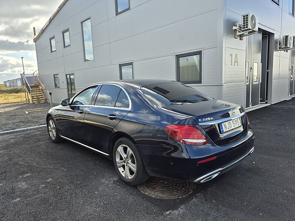 Mercedes-Benz E220 d 12 of 12