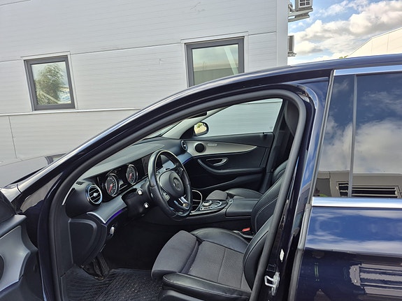 Mercedes-Benz E220 d 8 of 12