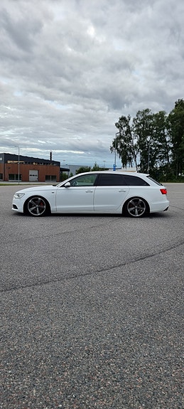 Audi A6 3 of 10