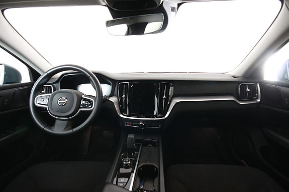 Volvo V60 Cross Country 5 of 5
