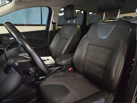 Ford Kuga 5 of 12