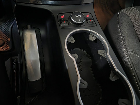 Ford Kuga 10 of 12