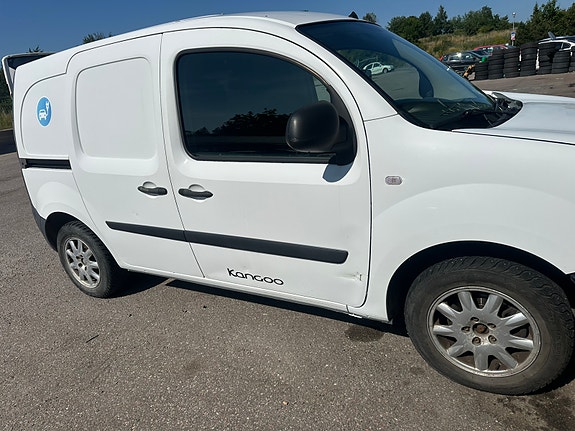 Renault Kangoo Express 2 of 5