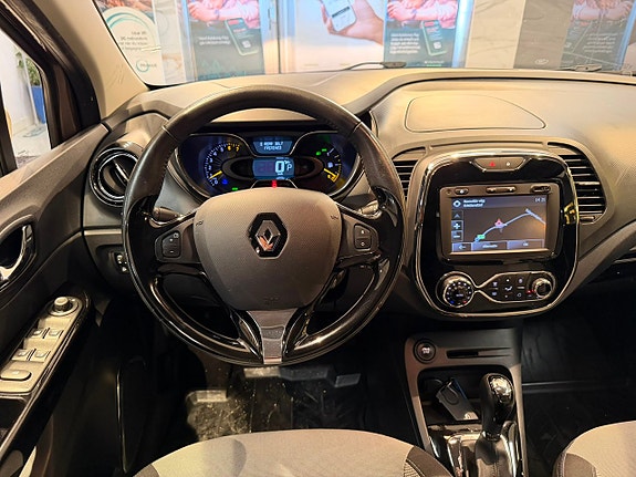 Renault Captur 10 of 24