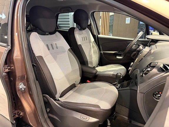 Renault Captur 19 of 24