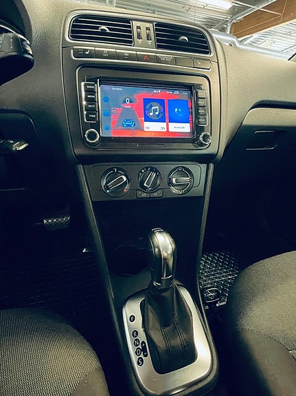 Volkswagen Polo 10 of 11