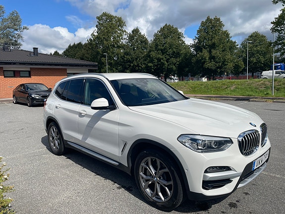 BMW X3 2 of 6