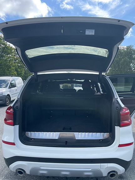 BMW X3 4 of 6