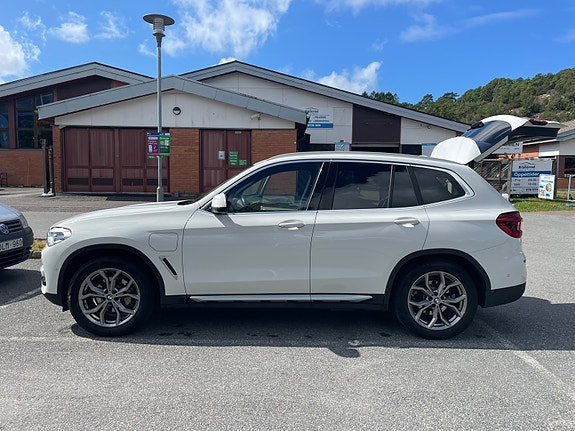 BMW X3 6 of 6