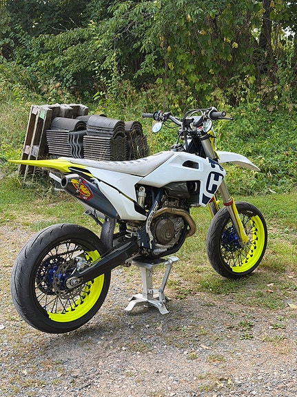 Husqvarna HUSQVARNA FE 501 2 of 4