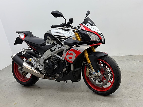 Aprilia Tuono V4 Factory 2 of 5