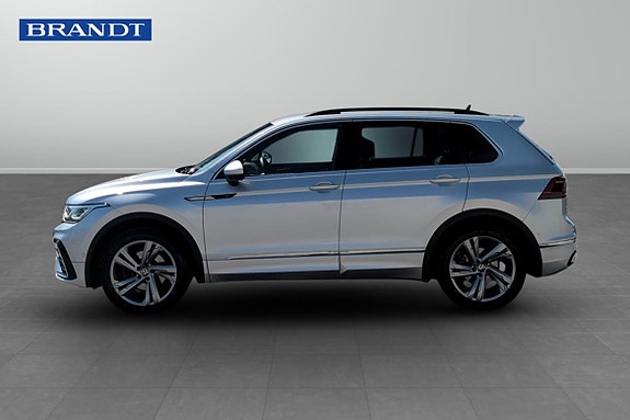 Volkswagen Tiguan 3 of 10