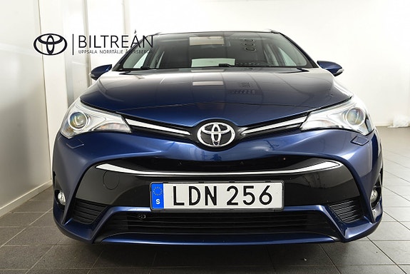 Toyota Avensis 4 of 19