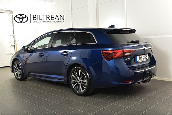 Toyota Avensis 3 of 19
