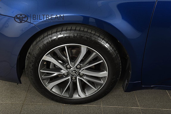 Toyota Avensis 19 of 19