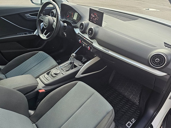 Audi Q2 9 of 16