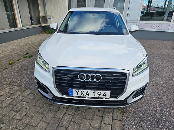 Audi Q2 2 of 16
