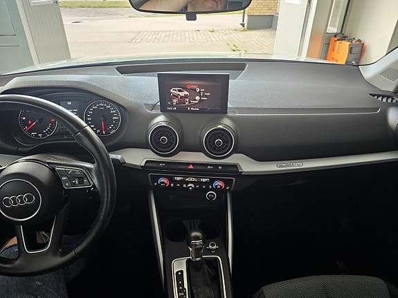 Audi Q2 13 of 16