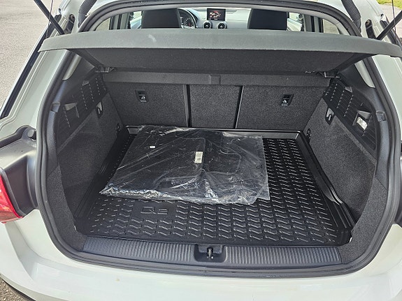 Audi Q2 11 of 16