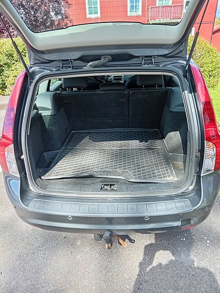 Volvo V50 8 of 10