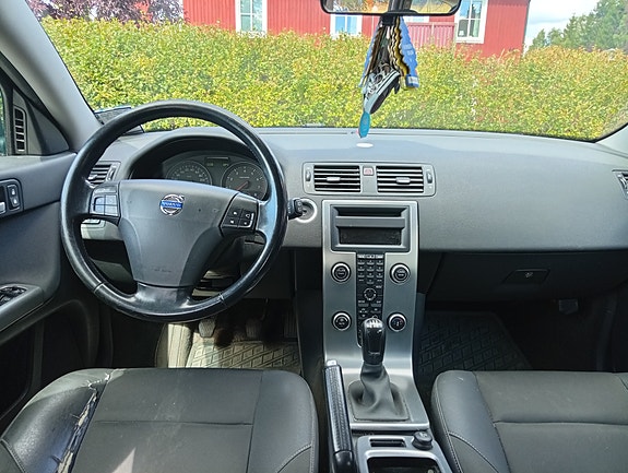 Volvo V50 6 of 10