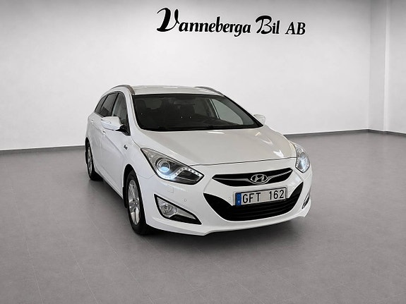Hyundai i40 2 of 7