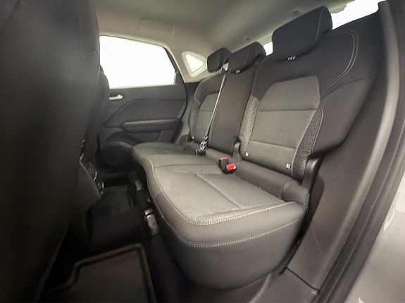 Renault Captur 12 of 30