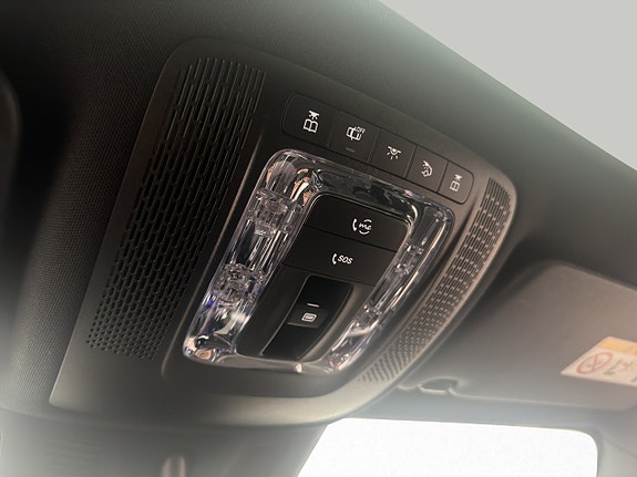Mercedes-Benz EQB300 30 of 30