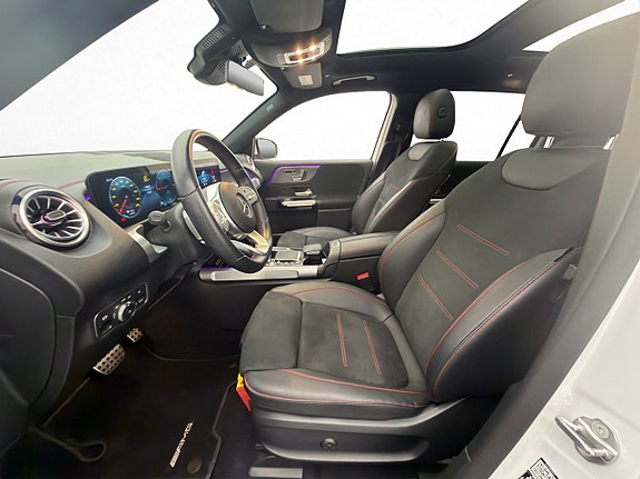Mercedes-Benz EQB300 12 of 30