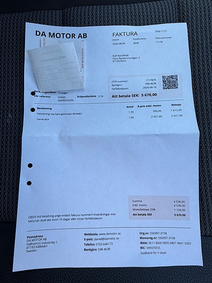 Mercedes-Benz C200 8 of 11