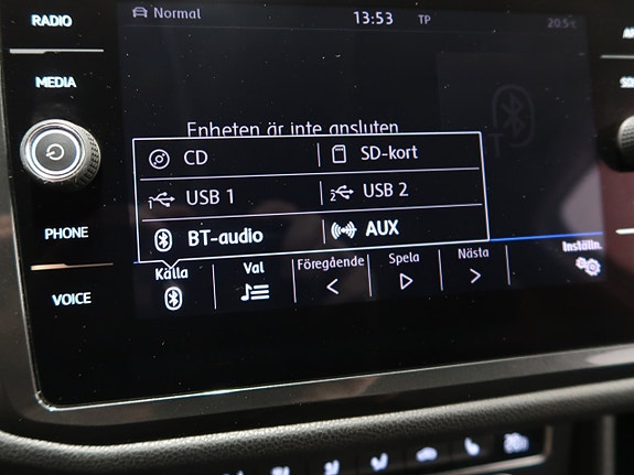 Volkswagen Tiguan Allspace 24 of 30
