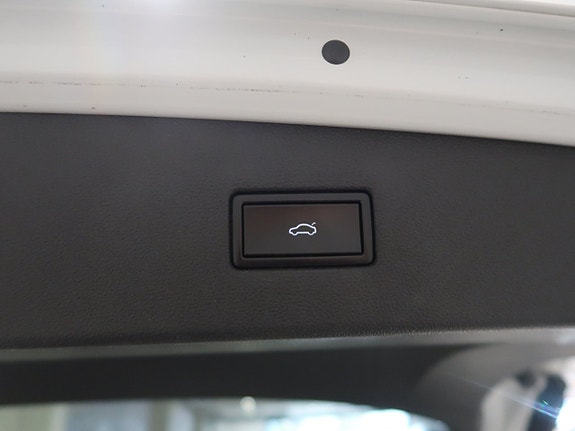 Volkswagen Tiguan Allspace 28 of 30