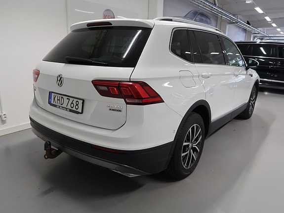 Volkswagen Tiguan Allspace 6 of 30
