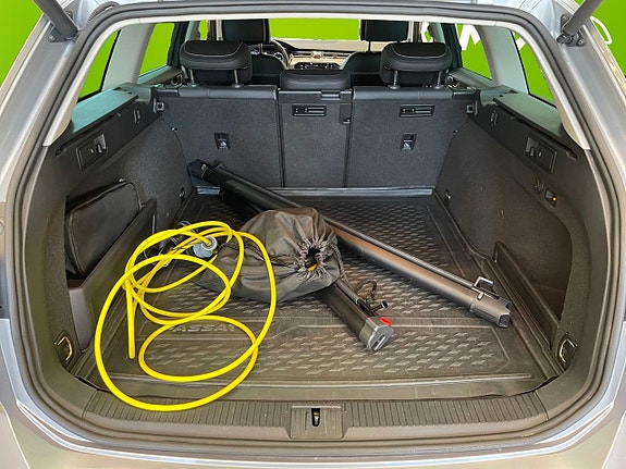Volkswagen Passat 17 of 26