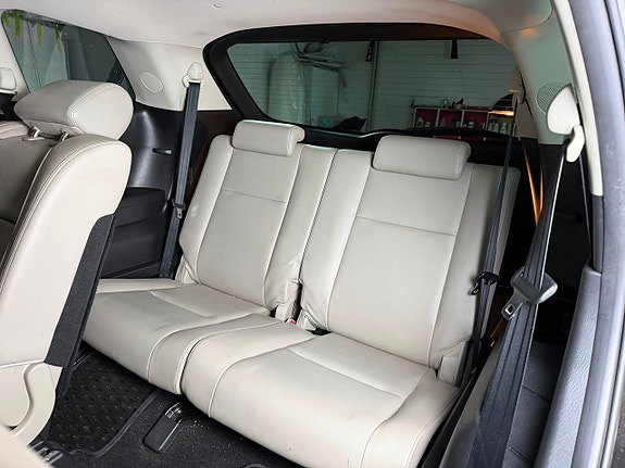 Mazda CX-9 12 of 18