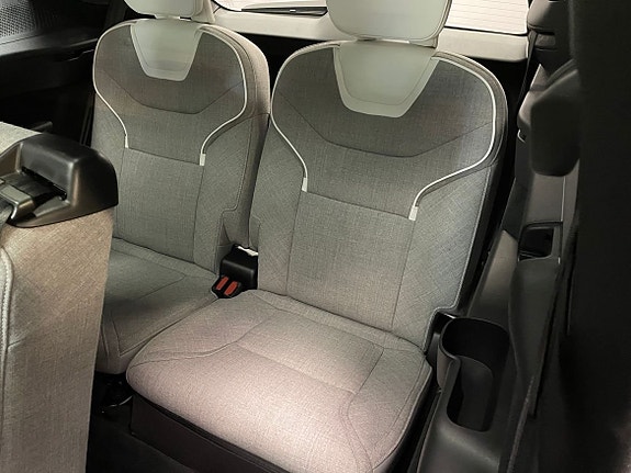Volvo EX90 7 of 24