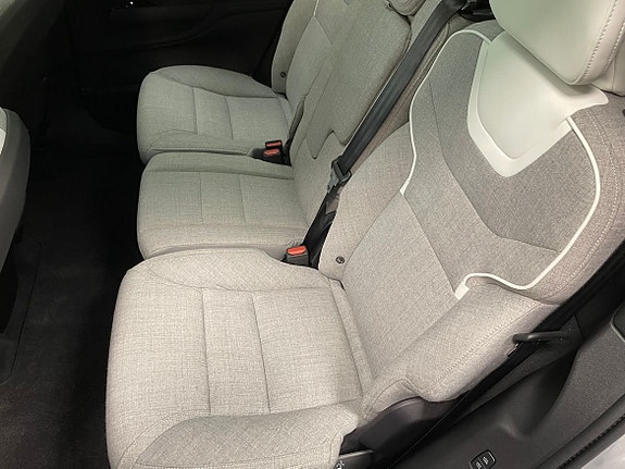 Volvo EX90 5 of 24