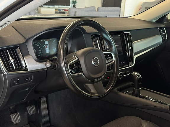 Volvo S90 6 of 18