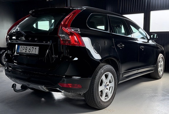 Volvo XC60 4 of 14