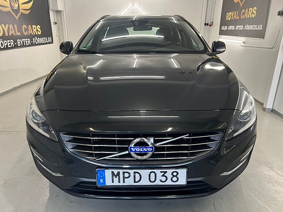 Volvo V60 8 of 25