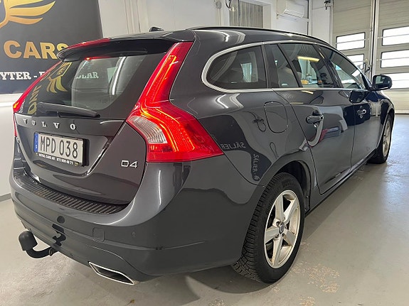 Volvo V60 3 of 25