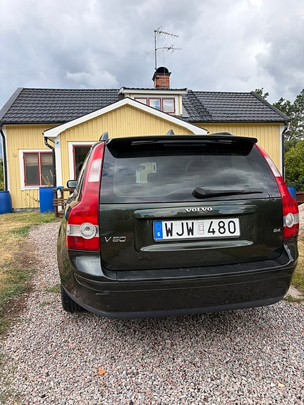 Volvo V50 4 of 12
