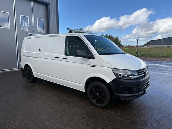 Volkswagen Transporter 2 of 13