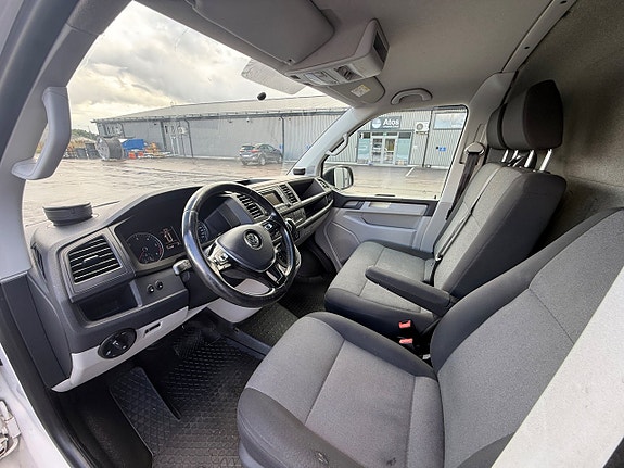 Volkswagen Transporter 7 of 13